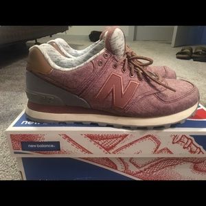 Rose Gold New Balance 574